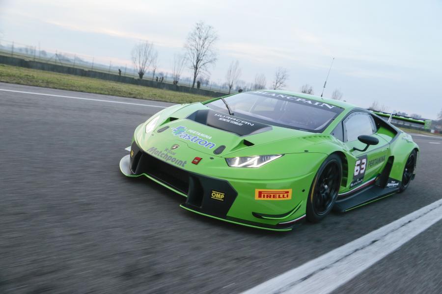 Lamborghini Huracan GT3 Racecar 2015 года  (фото 2 из 11)